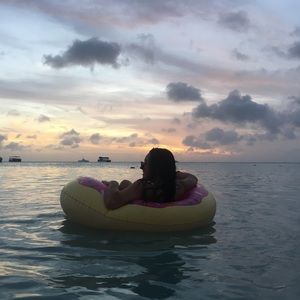 Meet your Posher, Kelly